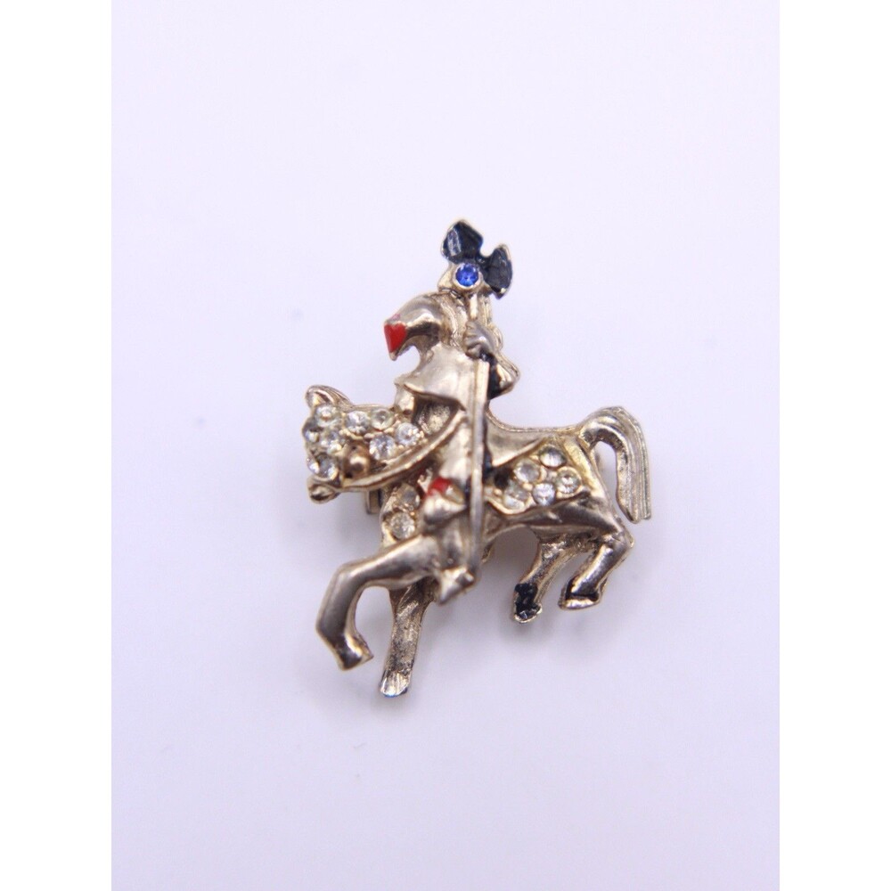 Vintage Gold Tone, Rhinestone & Enamel KNIGHT Jousting Horse Brooch Pin, 1"